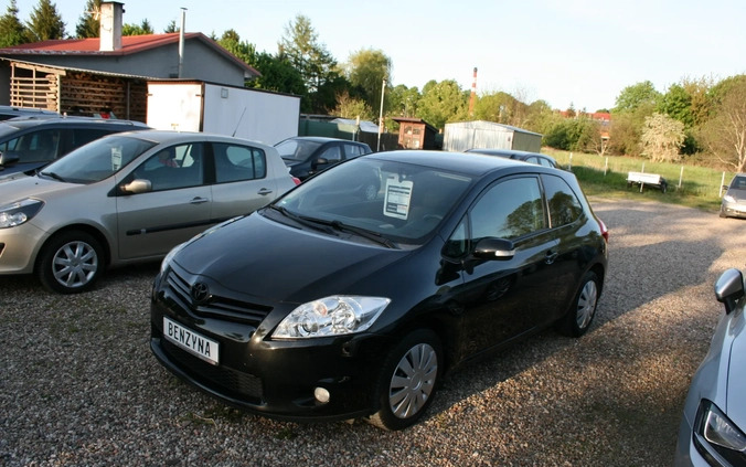 Toyota Auris cena 22000 przebieg: 112000, rok produkcji 2010 z Frombork małe 191